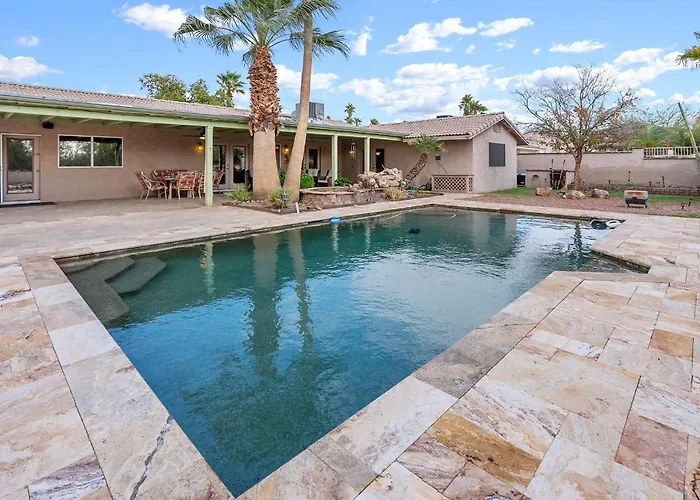 Combat Ready For Pool Fun And Sun * Lake Havasu City